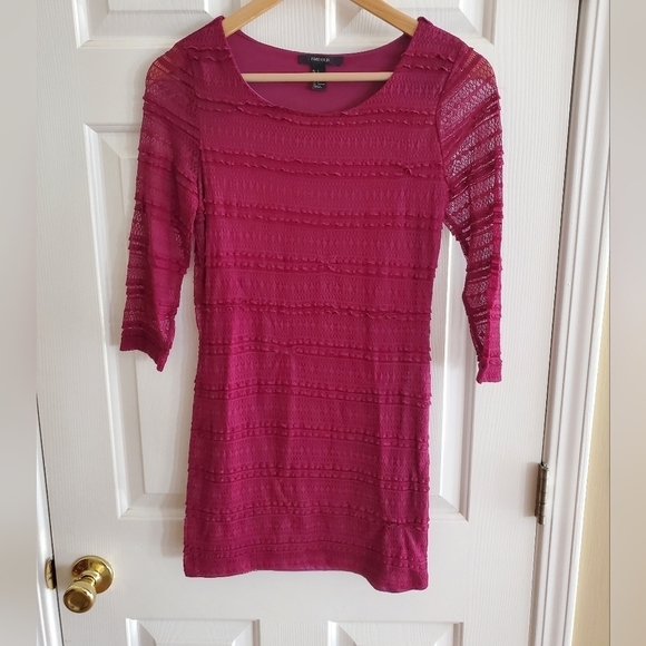 Forever 21 Red burgundy 3/4 Sleeve Round Neck Lace Bodycon Dress Size S - Picture 2 of 7